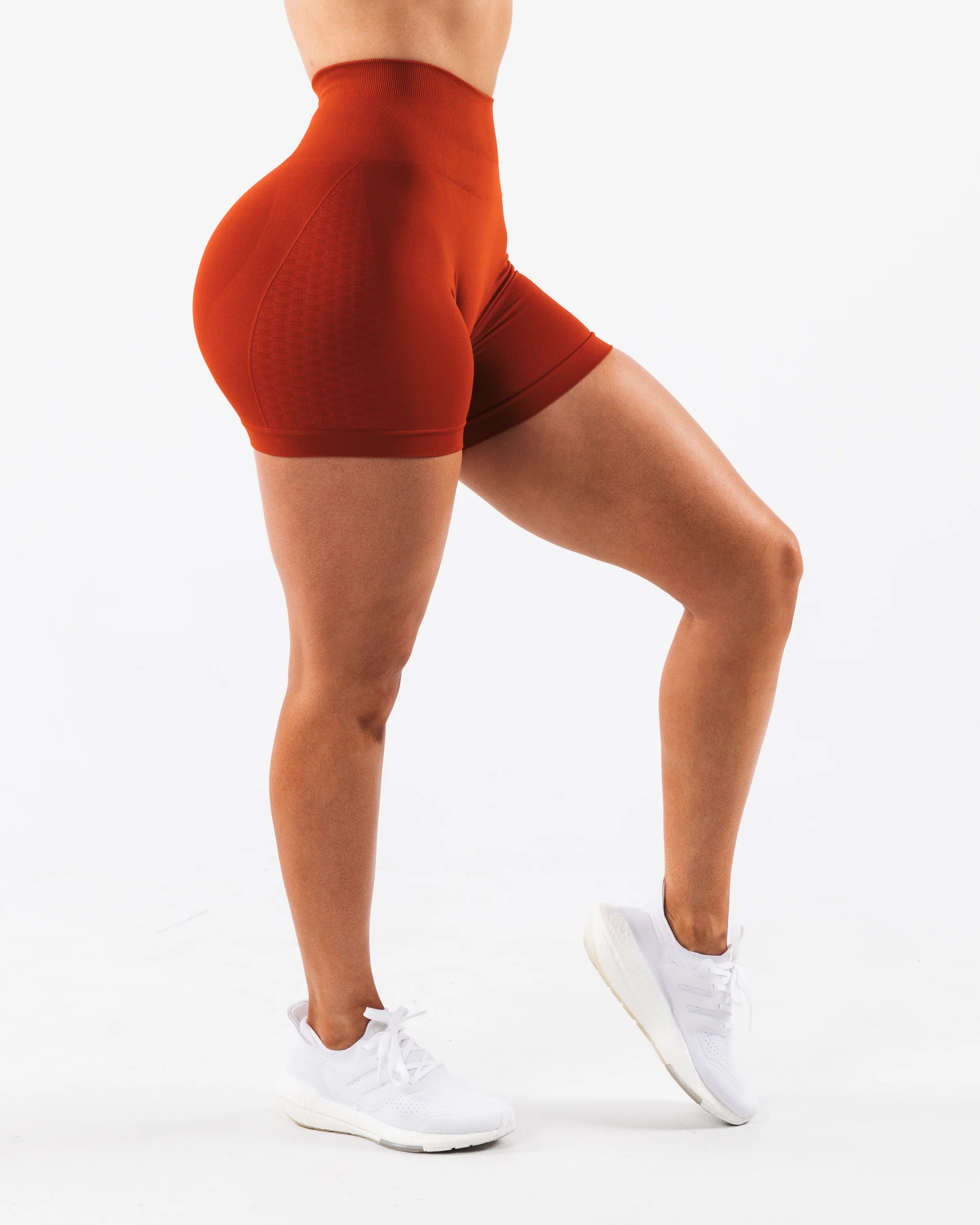 Amplify Contour Short 5"