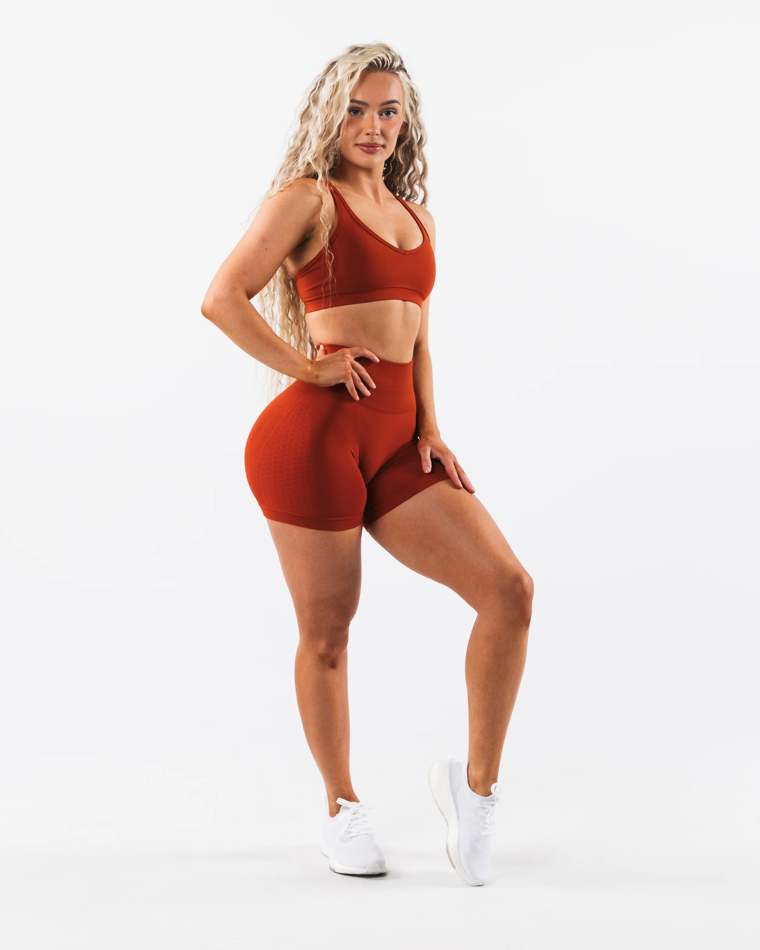 Amplify Contour Short 5"