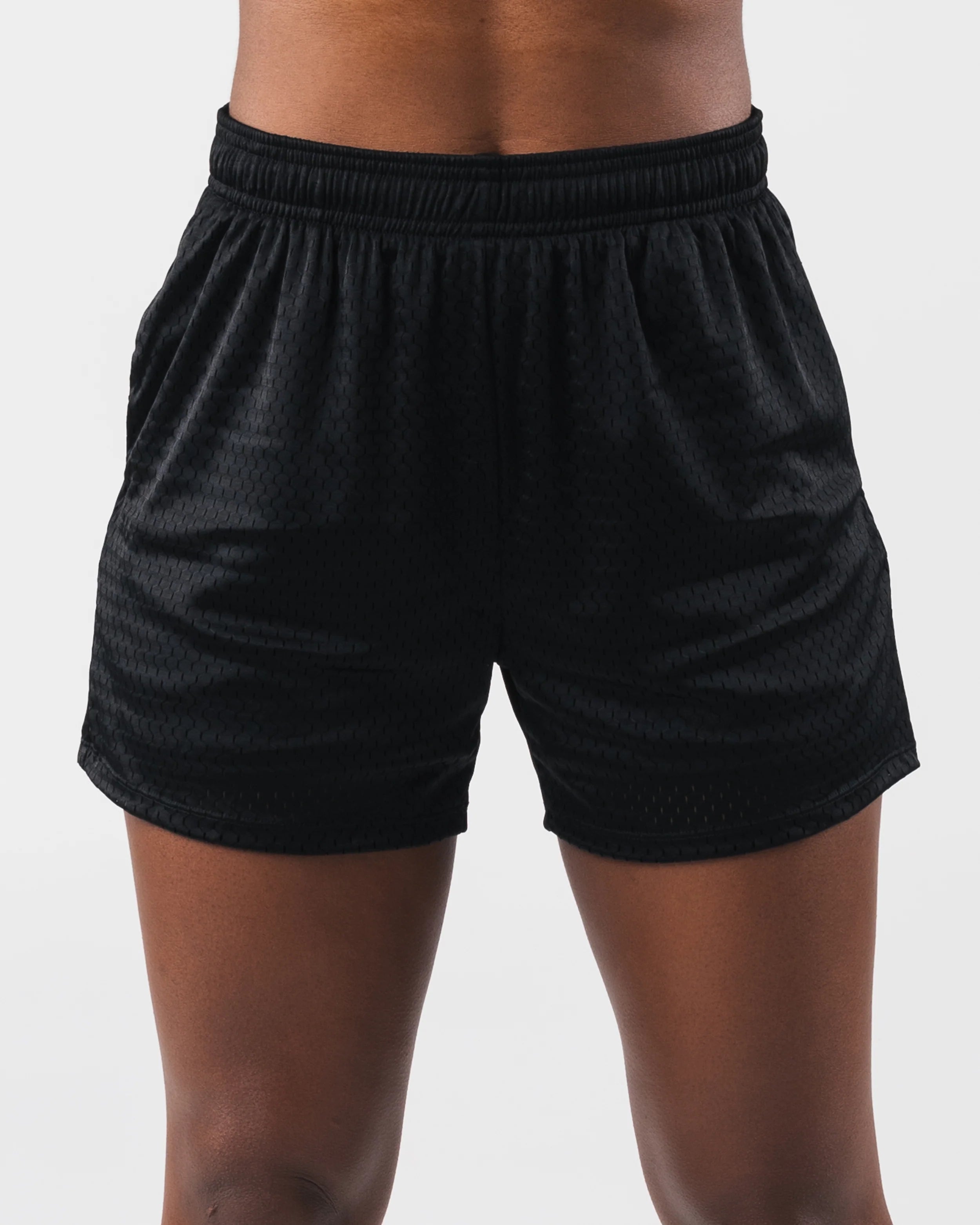 Essential Mesh Short