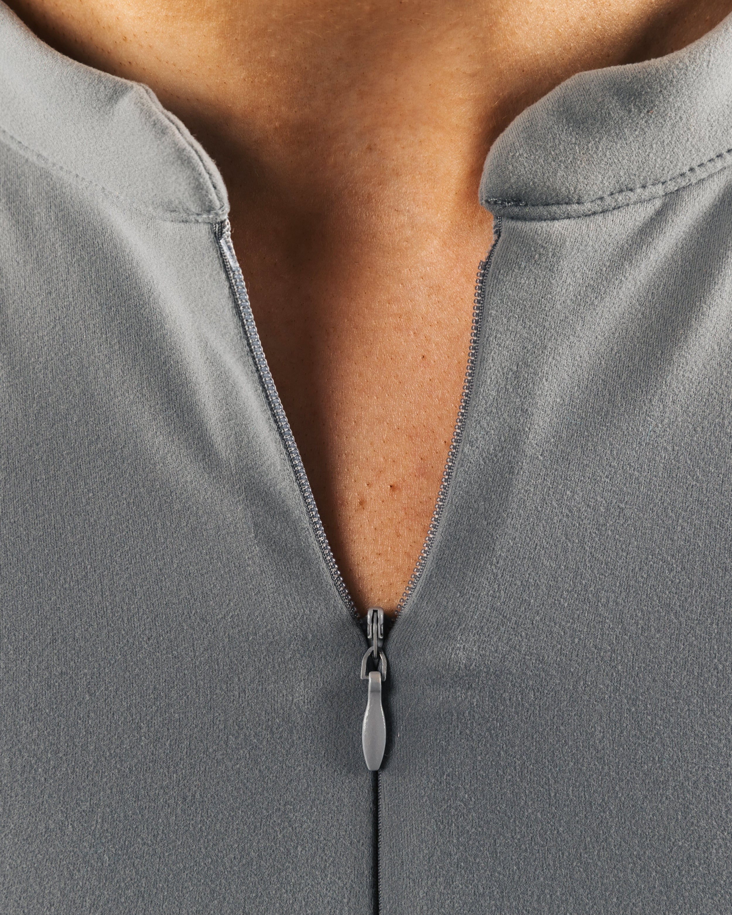 KDM Zip Bra